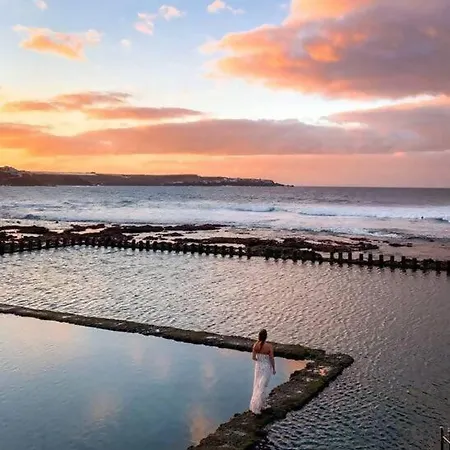 Vibe, Paseo Playa De Canteras, Nomadas Digitales, Ideal Parejas Apartment