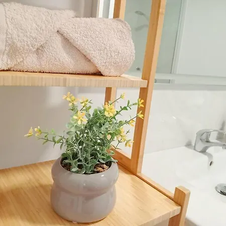 Apartment Vibe, Paseo Playa De Canteras, Nomadas Digitales, Ideal Parejas