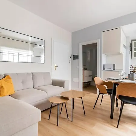 Vibe, Paseo Playa De Canteras, Nomadas Digitales, Ideal Parejas *