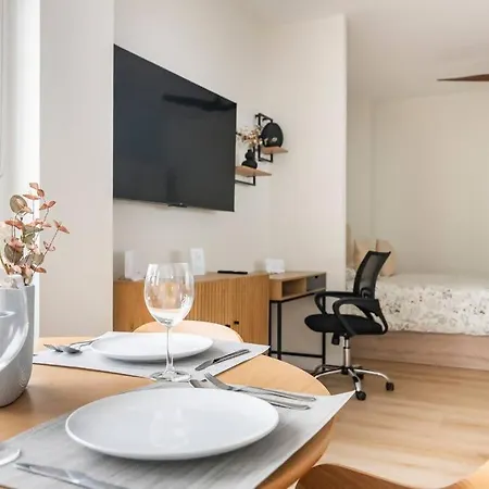 Vibe ,wifi ,espacio Trabajo,playa ,ocio Appartamento