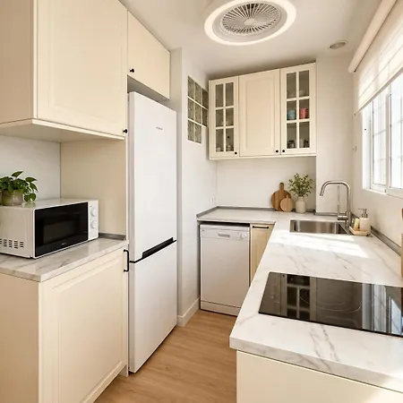 Apartamento Vibe ,wifi ,espacio Trabajo,playa ,ocio Las Palmas de Gran Canaria